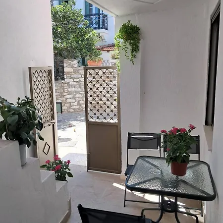 Αnesi Apartments 아파트