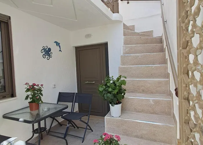 αnesi * Skiathos Town