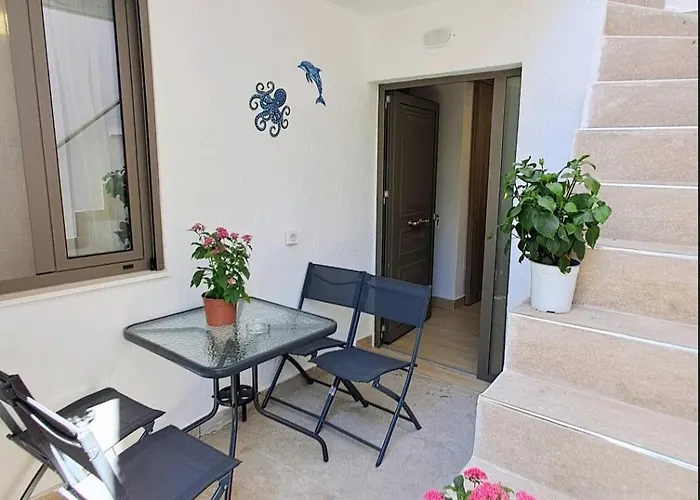 Αnesi Apartments * Skiathos Town