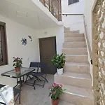 αnesi * Skiathos stad