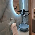 αnesi Lägenhet